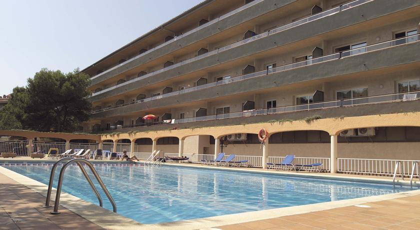 Apartamentos Salles Beach L'Estartit Exteriör bild