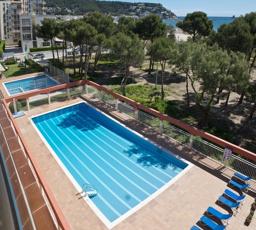 Apartamentos Salles Beach L'Estartit Exteriör bild