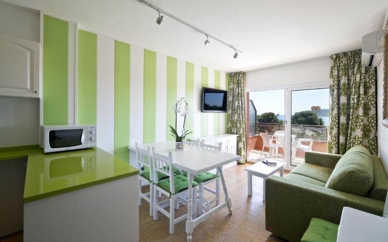 Apartamentos Salles Beach L'Estartit Exteriör bild